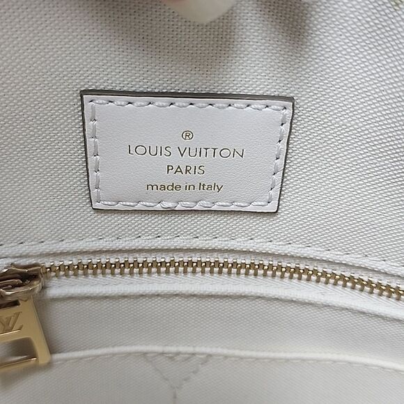 NEW!! RARE!!! Louis Vuitton Giant Monogram ONTHEGO MM Sunset Kaki Tote Bag Purse - Picture 13 of 16